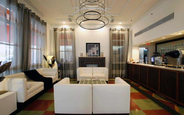 Waldorf Towers South Beach