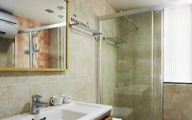 Youyi Business Hotel