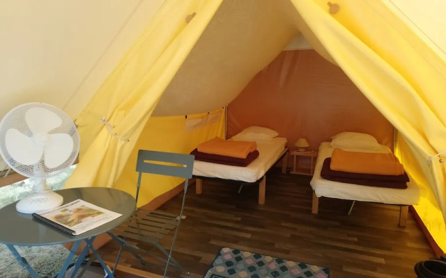 Camping des Lancieres - Tentes Treck