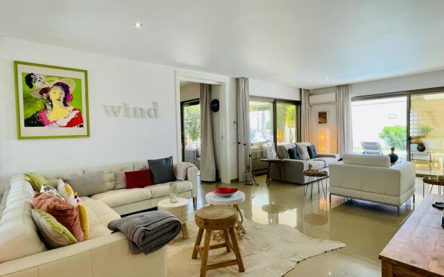 Praia by Check-in Portugal