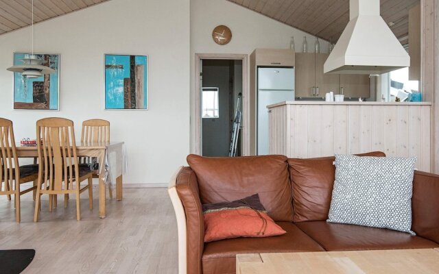 Delux Holiday Home in Lemvig With Whirlpool
