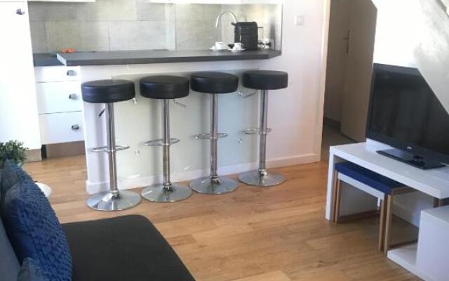 Au Coeur du Port Rue Rusca