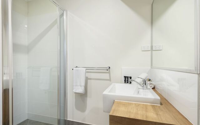 WHITSUNDAY Spacious & Comfortable, Moments from Picturesque Boardwalk