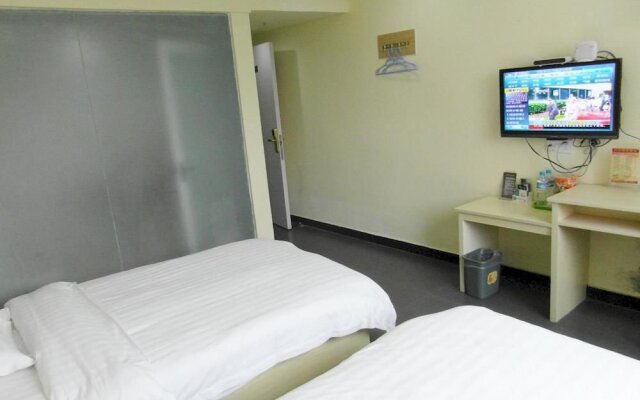 Yuntian Express Hostel (Xuzhou Railway Station)