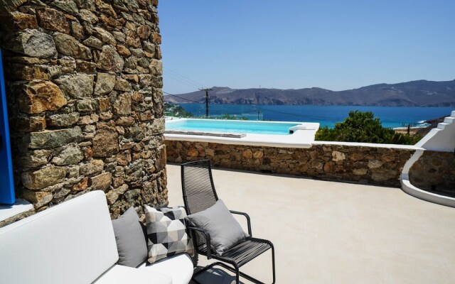 Mykonian Exclusive 3Bd Villa with Pool