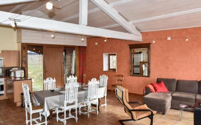 Gîte Saint-Étienne, 3 pièces, 4 personnes - FR-1-496-38