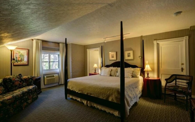 The Brown Street Inn