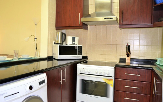 MGL - Spacious Studio Apartment