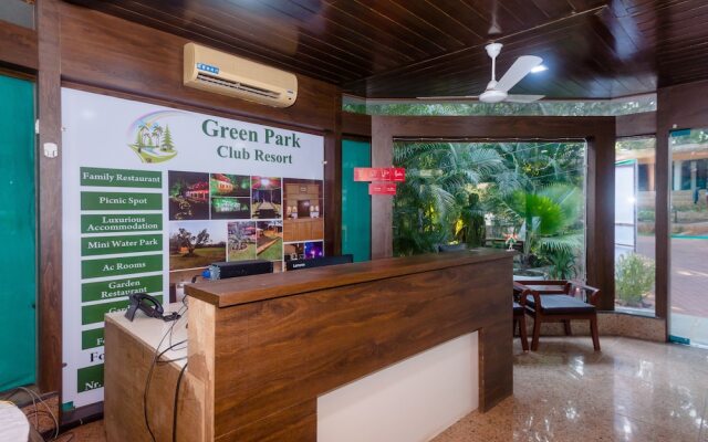 OYO 28759 Green Park Club Resort