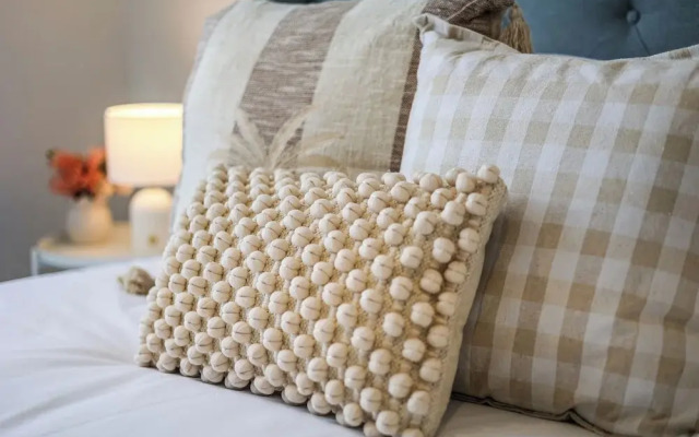 StayAU Stylish 3BR Sea Breeze Mordialloc