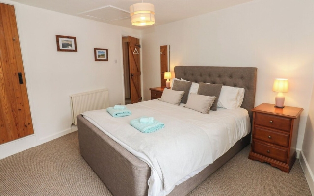 1 Eden Cottages