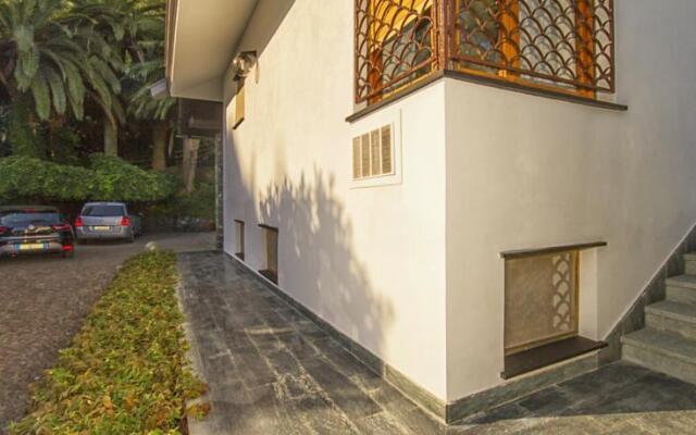 Villa White