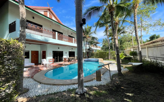 Dolphin Bay Beach Resort