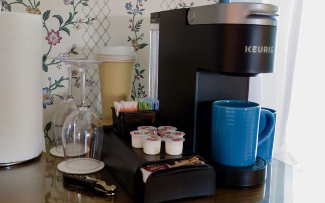 Family Farmhouse Inn