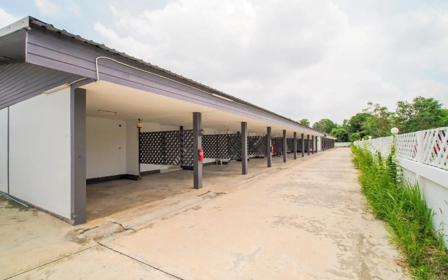 OYO 622 Sixsense Hotel