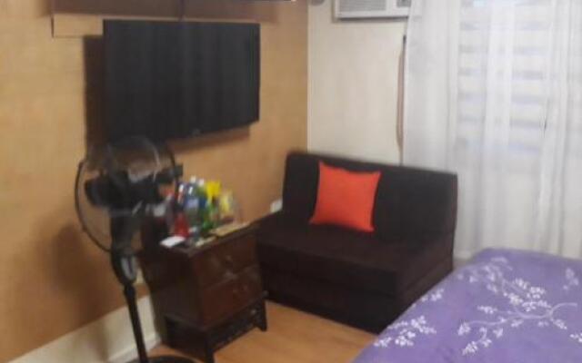 3BR Townhouse in Cainta along Sumulong Hiway