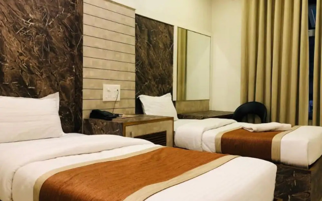Moti Mahal Inn