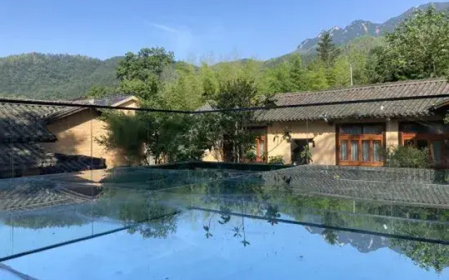 Loushixiehou Guesthouse