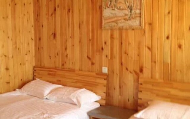 Mordaga Dongzeyuan Hotel