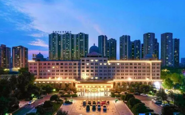 Tiancheng International Hotel (Xiantao Mian Street Branch)