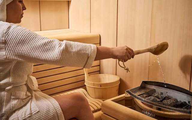 Alleys All-Suite Hotel & Spa