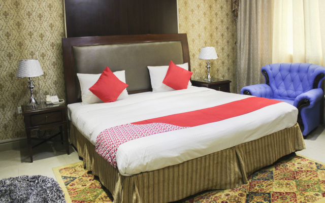Clifton International Hotel