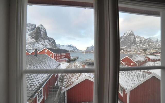 Reine Rorbuer - by Classic Norway Hotels