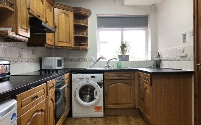 Found Serviced Accommodation Wandsworth Avenue