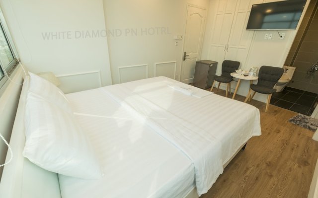 White Diamond PN Hotel