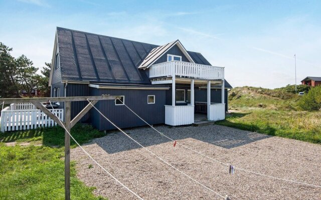Lovely Holiday Home in Rømø Near Sea