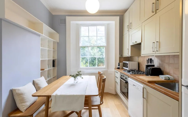 Two Bed Notting Hill Gem