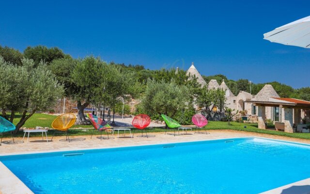 TD Trulli Della Magnolia Trulli w Amazing Garden