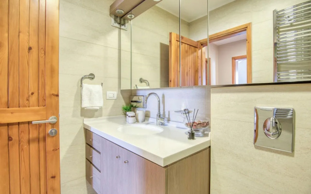 Gin 3-Bedroom Apartment in Mzaar