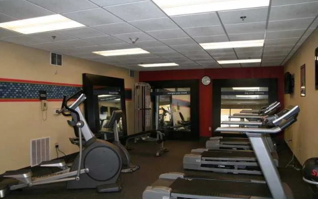 Hampton Inn Pittsburgh-Mcknight Rd.