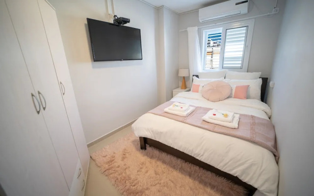 YalaRent Sunora 3BR APT - Families only