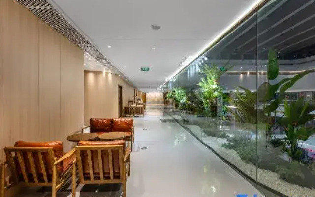 Yibo Hotel (Pazhou Exhibition Center Guangzhou Tower Branch)
