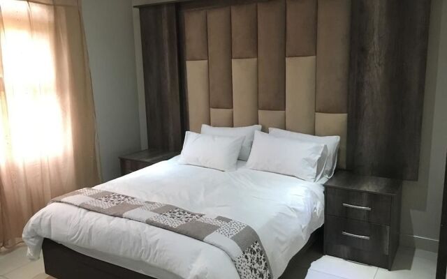 Caribbean Estates Villa & Apt