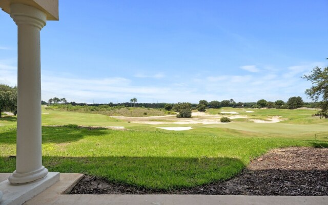Rvh_326r Centre Court 3 Bedroom Condo