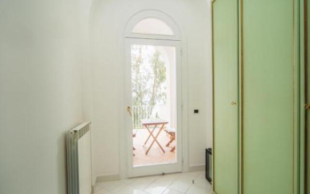 Villacore Capri