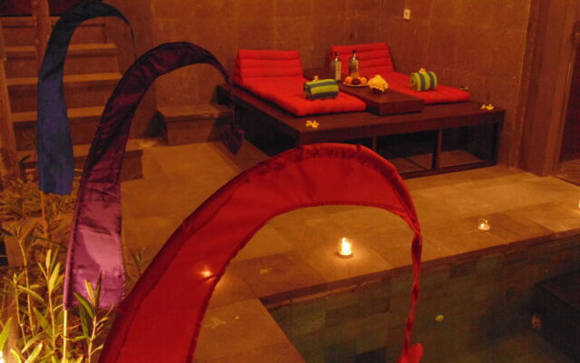 Bali Golden Elephant Hostel