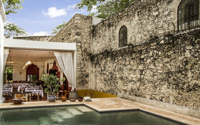 Hacienda Santa Cruz