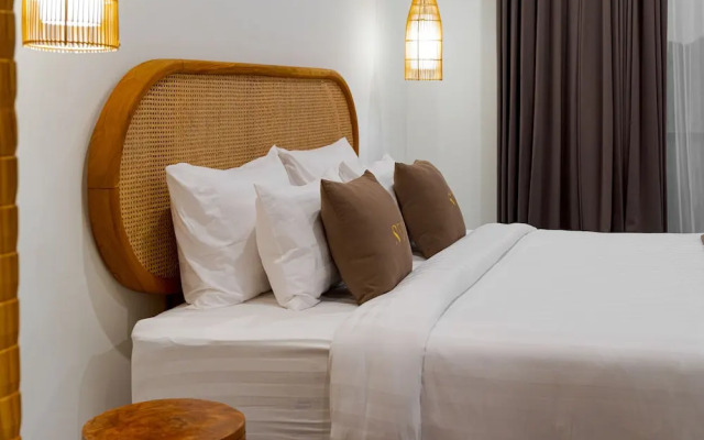 Sunny Village Batu Bolong