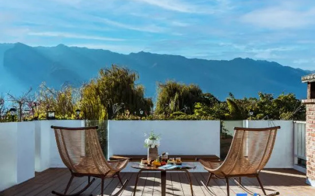 Pu An Resort Travelling with Hotel