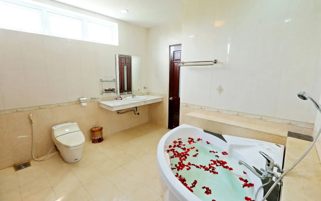 Well-To-Do Villa