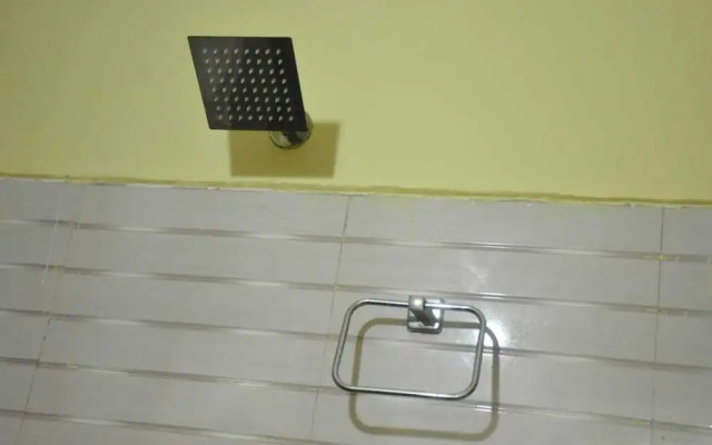 Lucknow Luxury Hotel And Restaurant