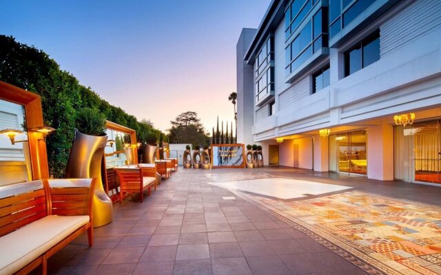 SLS , a Luxury Collection , Beverly Hills