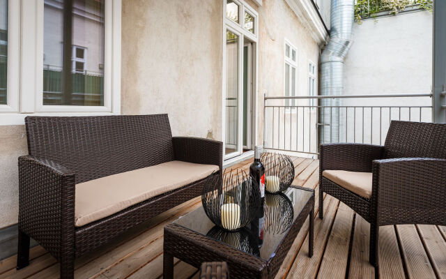 Operngasse Premium in Your Vienna