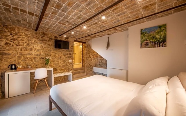 Borgo Baccile by Vini Fantini