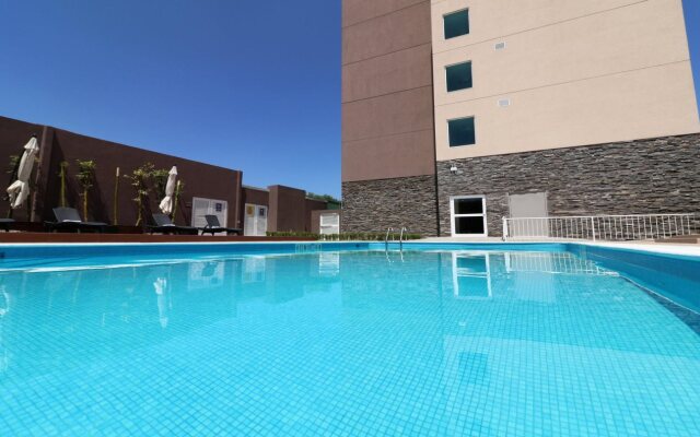 Candlewood Suites Celaya