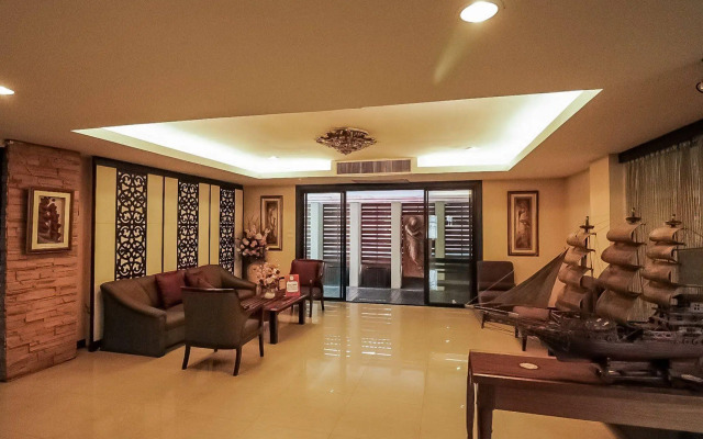 Unico Srinakarin Residence